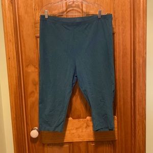 Deep teal knit capris 1X - 22-24